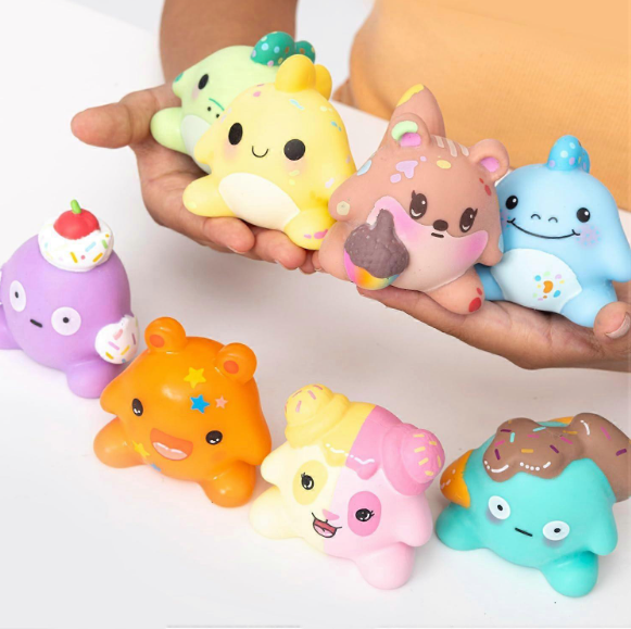 Moriah Elizabeth- Mystery SQUISHY- Blob Universe