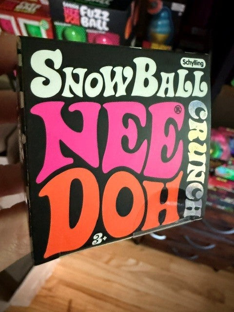 Schylling- NeeDoh- SnowBall Crunch