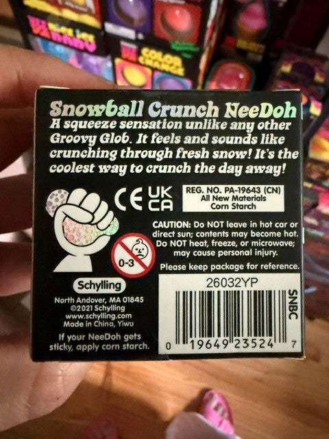 Schylling- NeeDoh- SnowBall Crunch